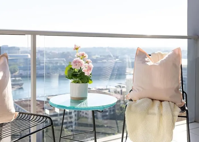 A Spacious 2Br Apt With An Amazing View Over Darling Harbour