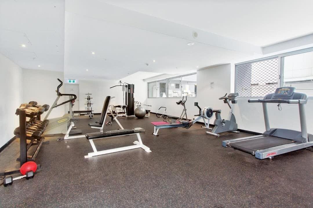 A Spacious 2br With An Amazing View Over Darling Harbour Sydney
