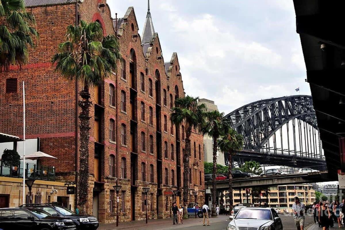A Spacious 2br With An Amazing View Over Darling Harbour Apartment Sydney
